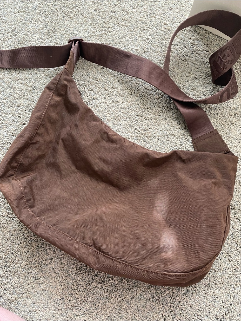 Baggu Medium Crescent Chocolate Brown